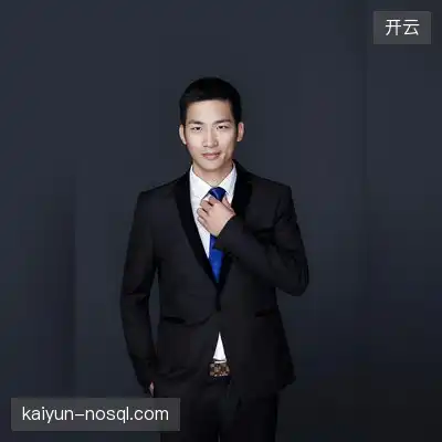 伏楷霖